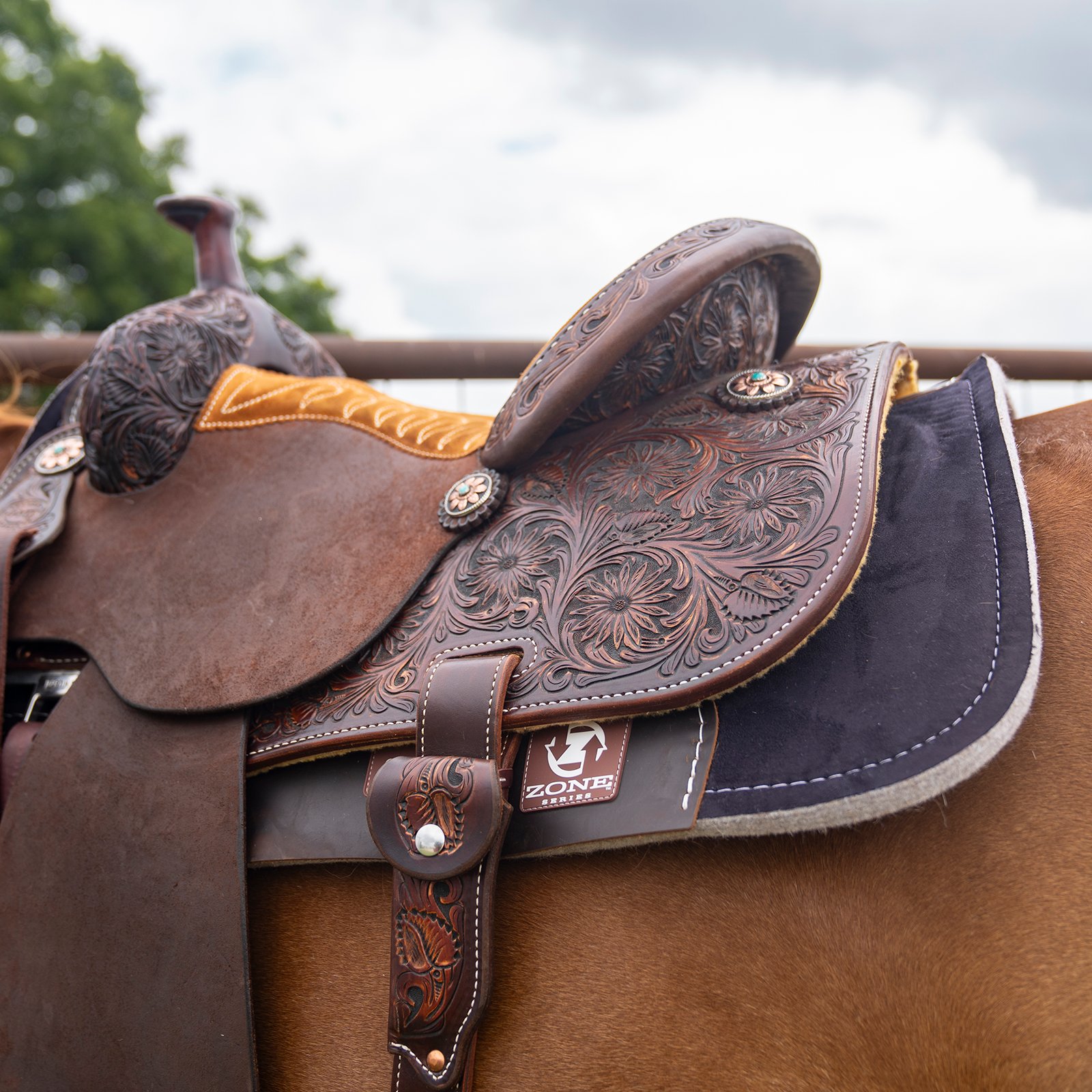 Classic Equine SensorFlex Fleece satulavyö leveä - Western Spirit